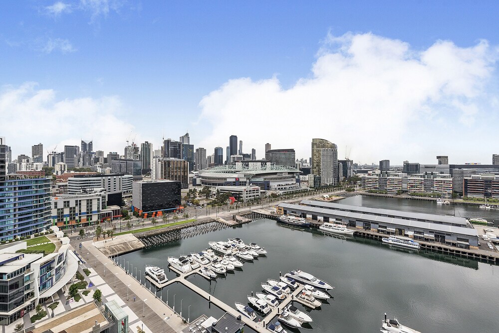 Docklands Private Collection of Apartments - NewQuay