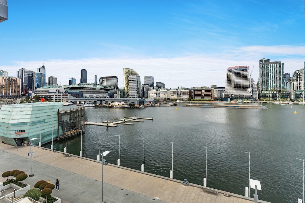 Docklands Private Collection of Apartments - NewQuay