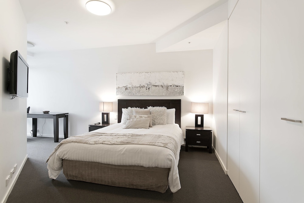 Docklands Private Collection of Apartments - NewQuay