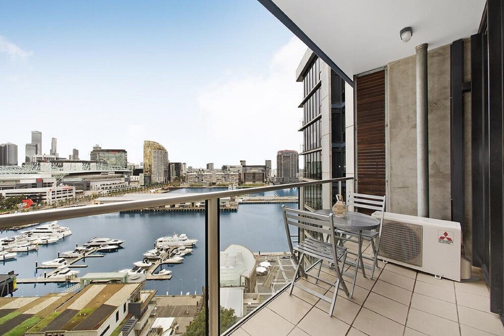 Docklands Private Collection of Apartments - NewQuay