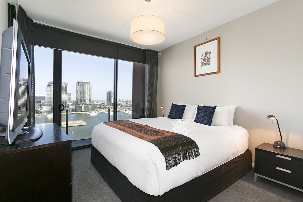 Docklands Private Collection of Apartments - NewQuay