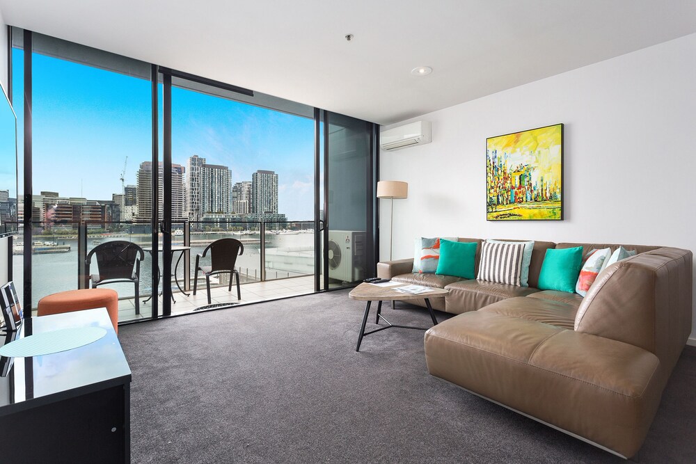 Docklands Private Collection of Apartments - NewQuay