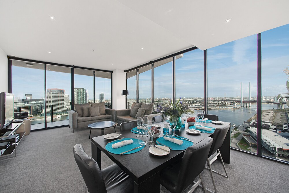 Docklands Private Collection of Apartments - NewQuay