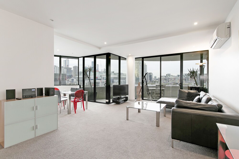 Docklands Private Collection of Apartments - NewQuay