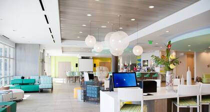 Holiday Inn Resort Fort Walton Beach, an IHG Hotel