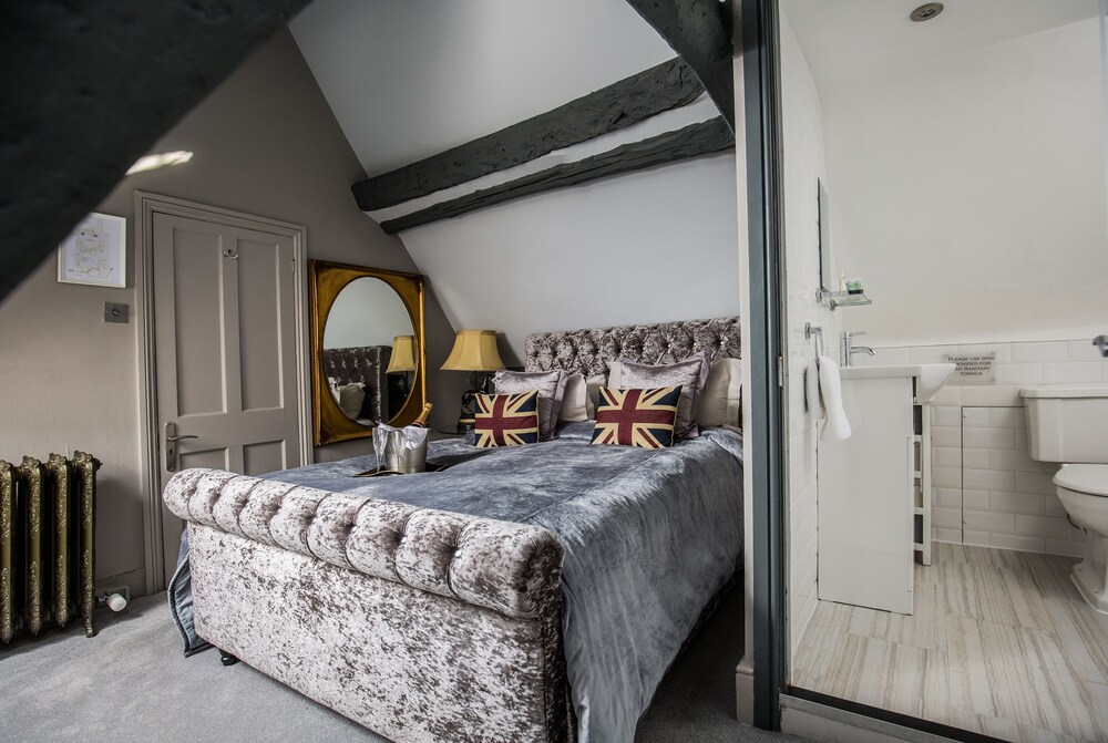 Court House Manor Luxury B&B Reviews, Photos & Rates