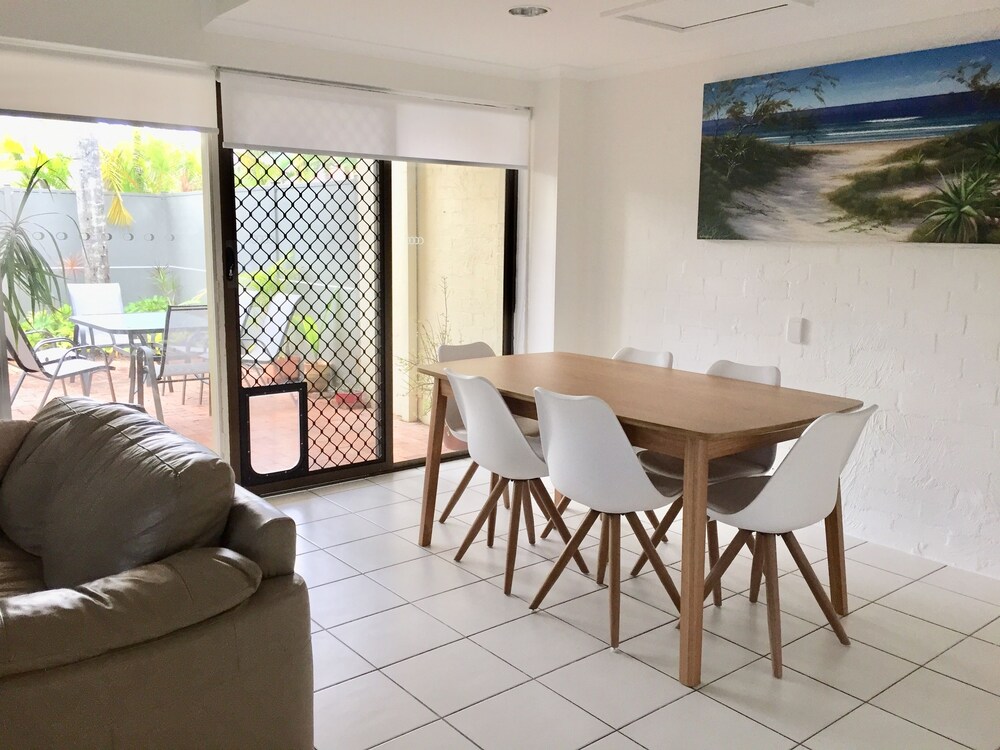 Le Court Villas