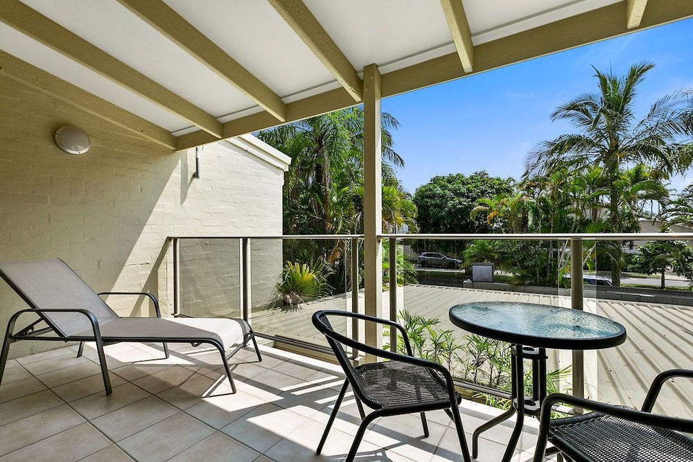 Le Court Villas