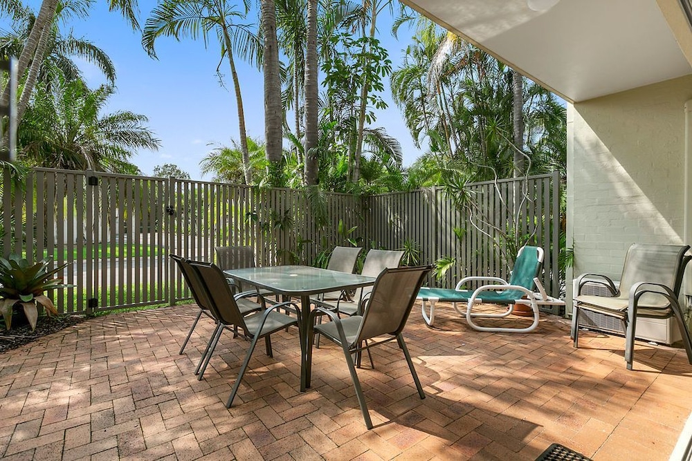 Le Court Villas