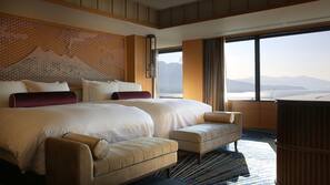 Down duvet, minibar, in-room safe, desk