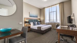 Premium bedding, in-room safe, desk, iron/ironing board