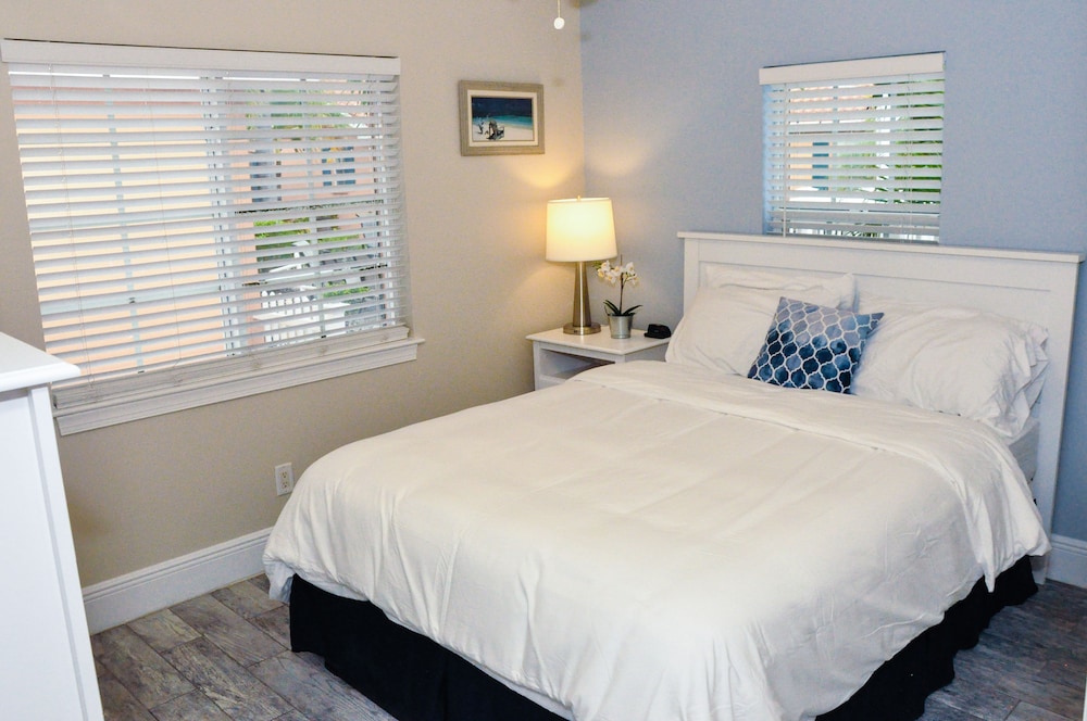 Blue Waters Treasure Island