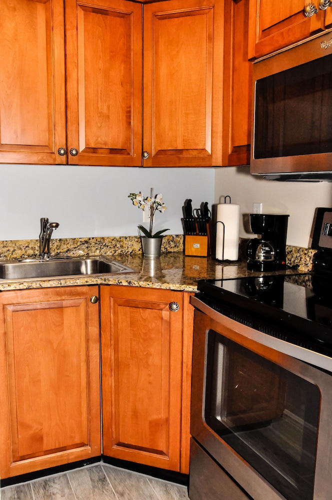 Blue Waters Treasure Island