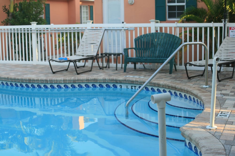 Blue Waters Treasure Island