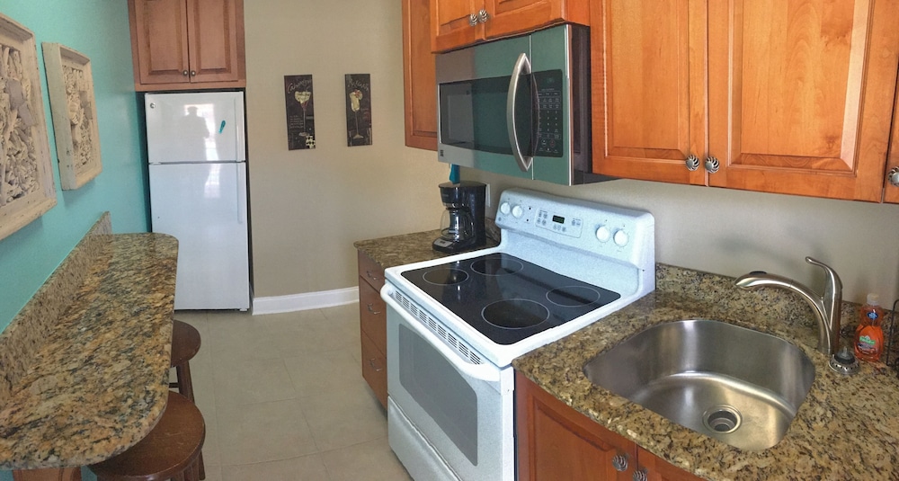 Blue Waters Treasure Island