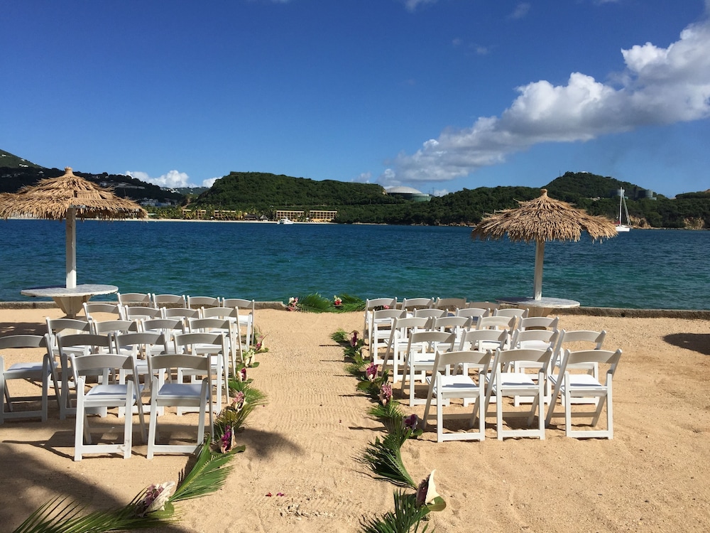 Lindbergh Bay Hotel and Villas in St. Thomas Best Rates & Deals on Orbitz