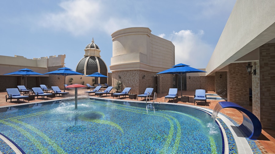 Royal Rose Hotel