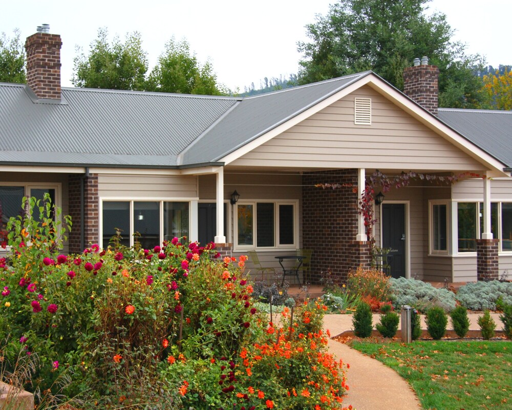 Marysville Garden Cottages