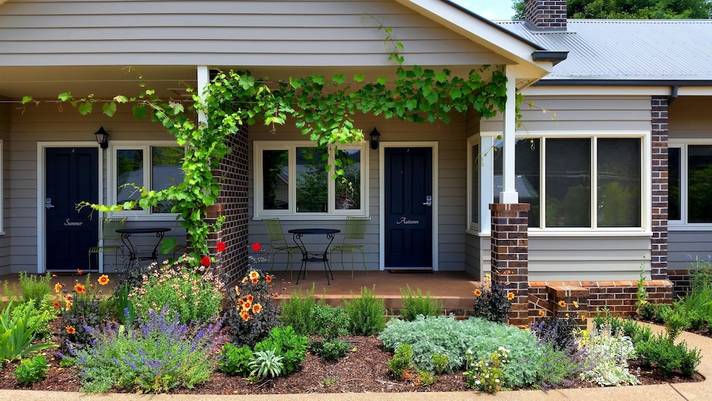 Marysville Garden Cottages