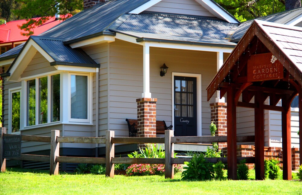 Marysville Garden Cottages