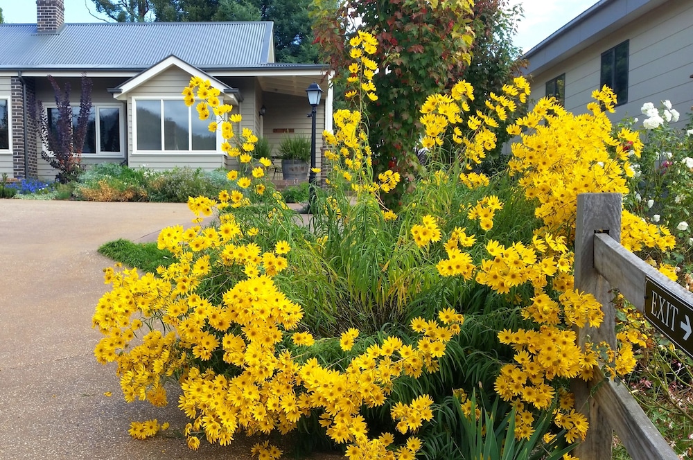 Marysville Garden Cottages