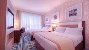 Premium bedding, pillowtop beds, minibar, in-room safe