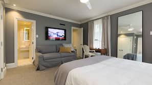 Pillow top beds, in-room safe, desk, blackout curtains