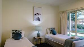Individually furnished, iron/ironing board, free WiFi, wheelchair access