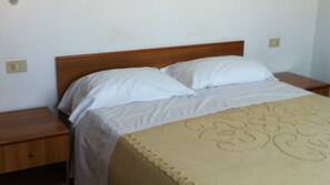 Desk, free cots/infant beds, rollaway beds, free WiFi