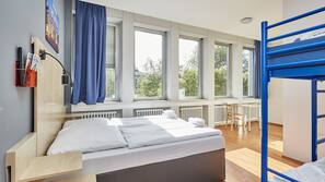 Een kluis op de kamer, een bureau, gratis wifi
