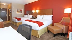 Premium bedding, down duvet, in-room safe, desk