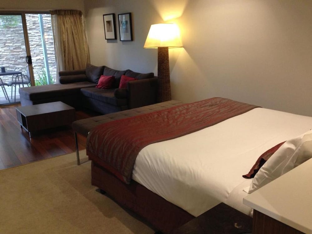 The Rye Hotel - One Four Nelson