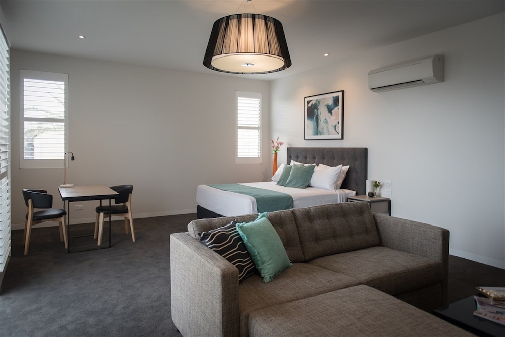 The Rye Hotel - One Four Nelson