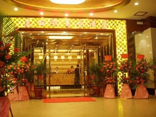 Hotels Near New Yuan Ming Palace In Zhuhai From 37 - 