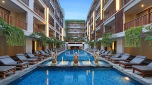 Outdoor pool, pool loungers