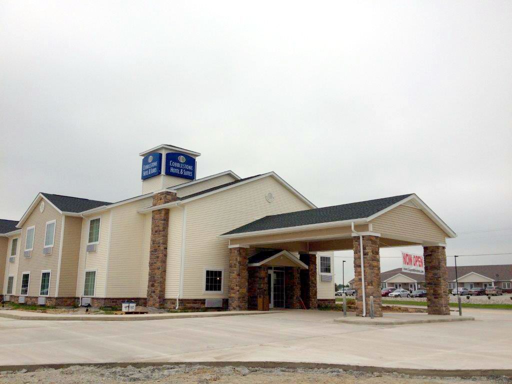 Cobblestone Hotel and Suites - Newton in Newton, United States