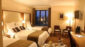 In-room safe, iron/ironing board, free WiFi