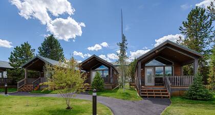 Explorer Cabins At Yellowstone