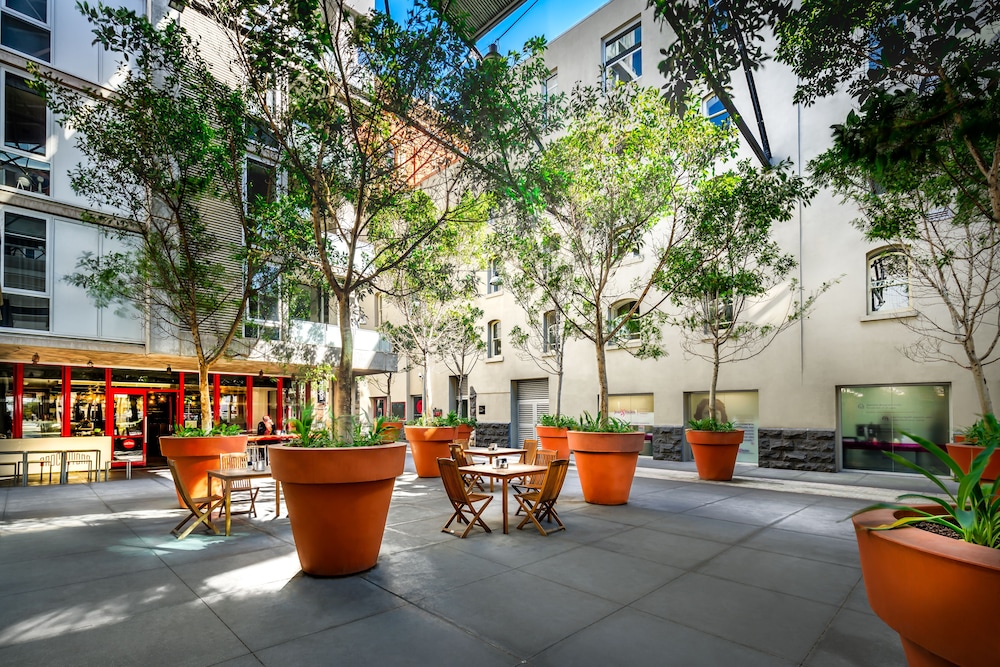 Tribeca Serviced Apartments Melbourne