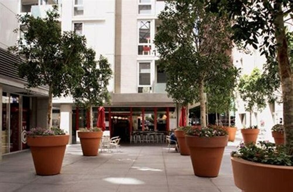 Tribeca Serviced Apartments Melbourne