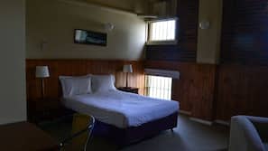 In-room safe, iron/ironing board, free WiFi, wheelchair access