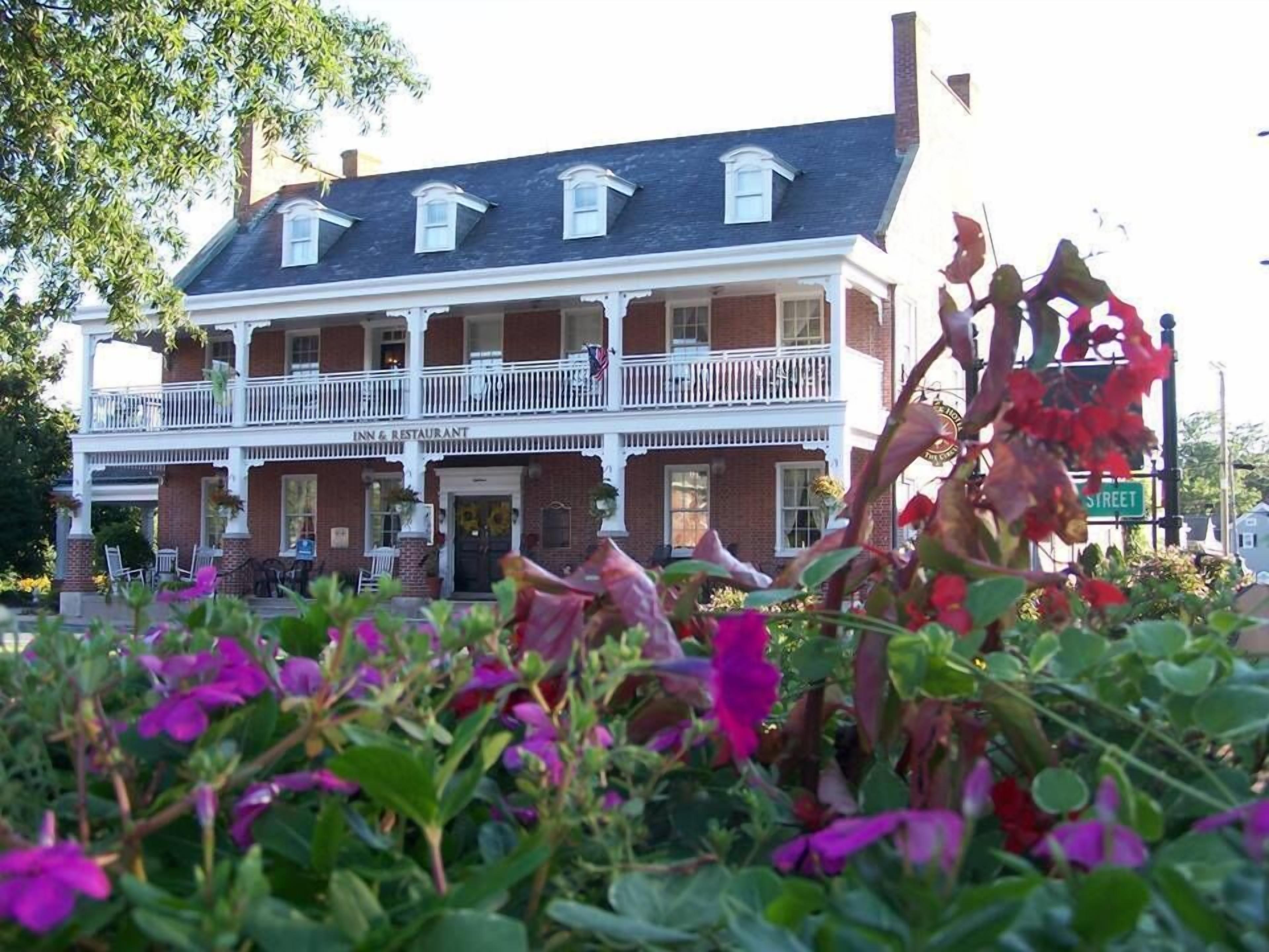 Brick Hotel on the Circle in Georgetown, United States
