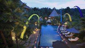 14 indoor pools, outdoor pool, open 7:00 AM to 6:00 PM, pool umbrellas