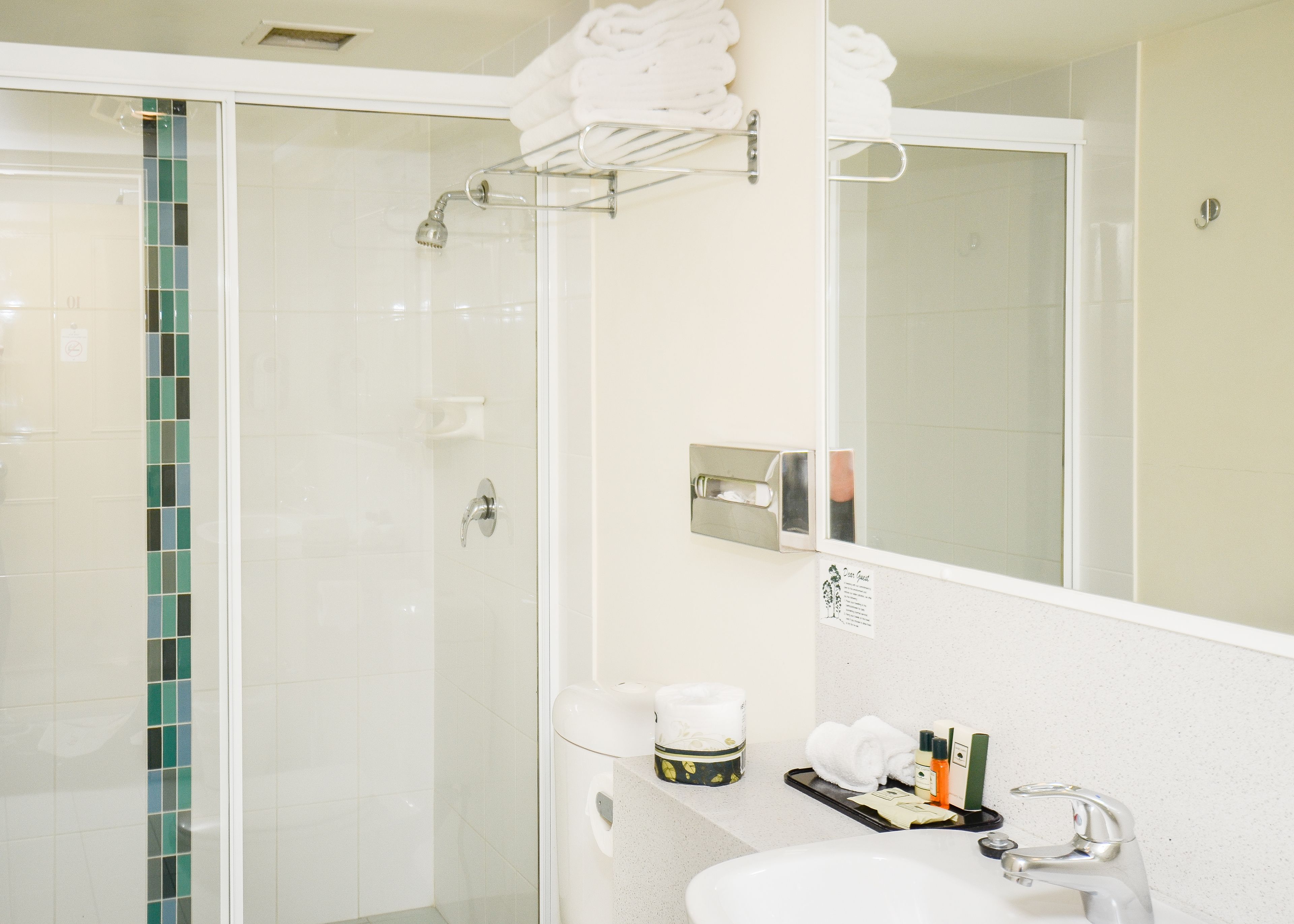 Pegasus Motor Inn and Serviced Apartments