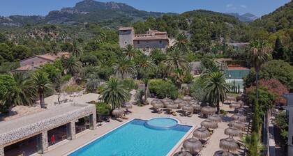 Hotel Es Port