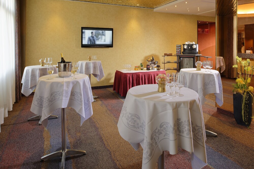 Foto - becozy Au Parc Retro Edition Self-Check-In Rooms & Studios Fribourg