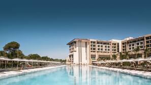 Indoor pool, 5 outdoor pools, free pool cabanas, pool umbrellas