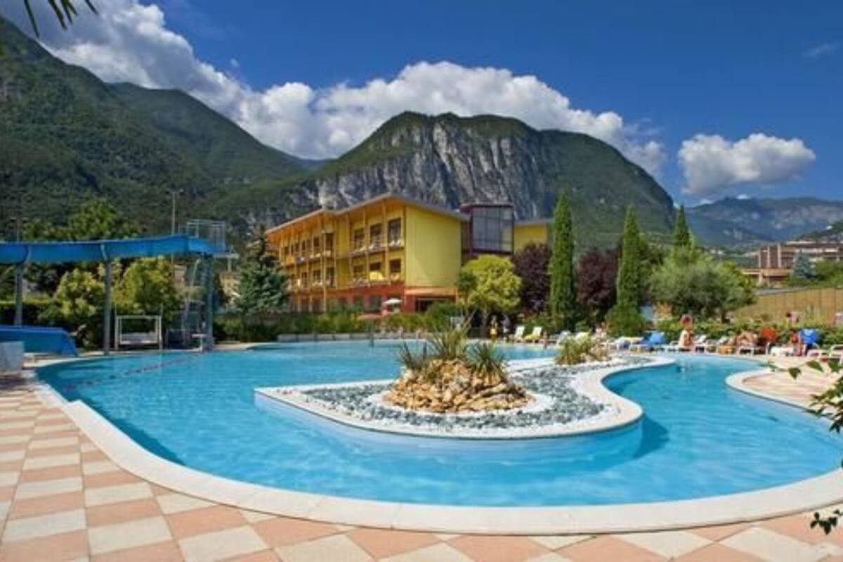Garda Sporting Club Hotel In Riva Del Garda Expedia