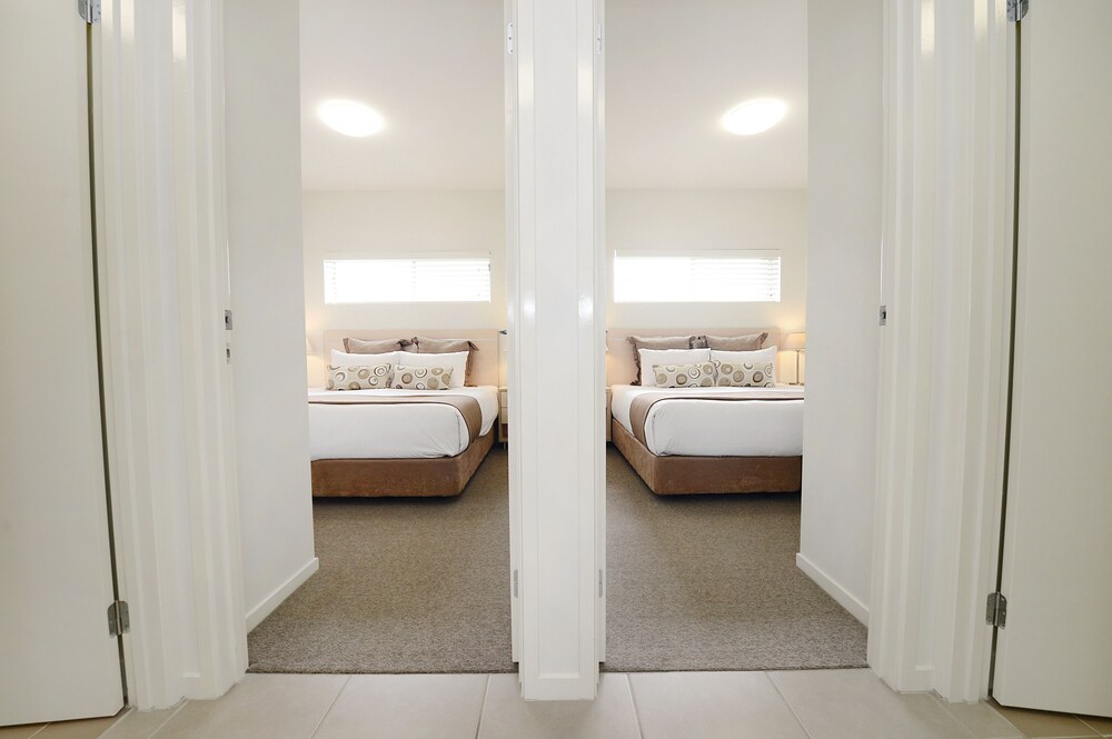 Discount [75% Off] Vitrinite Village Australia - Hotel Near Me | Hotel