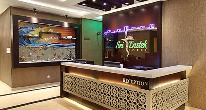 Sri Enstek Hotel